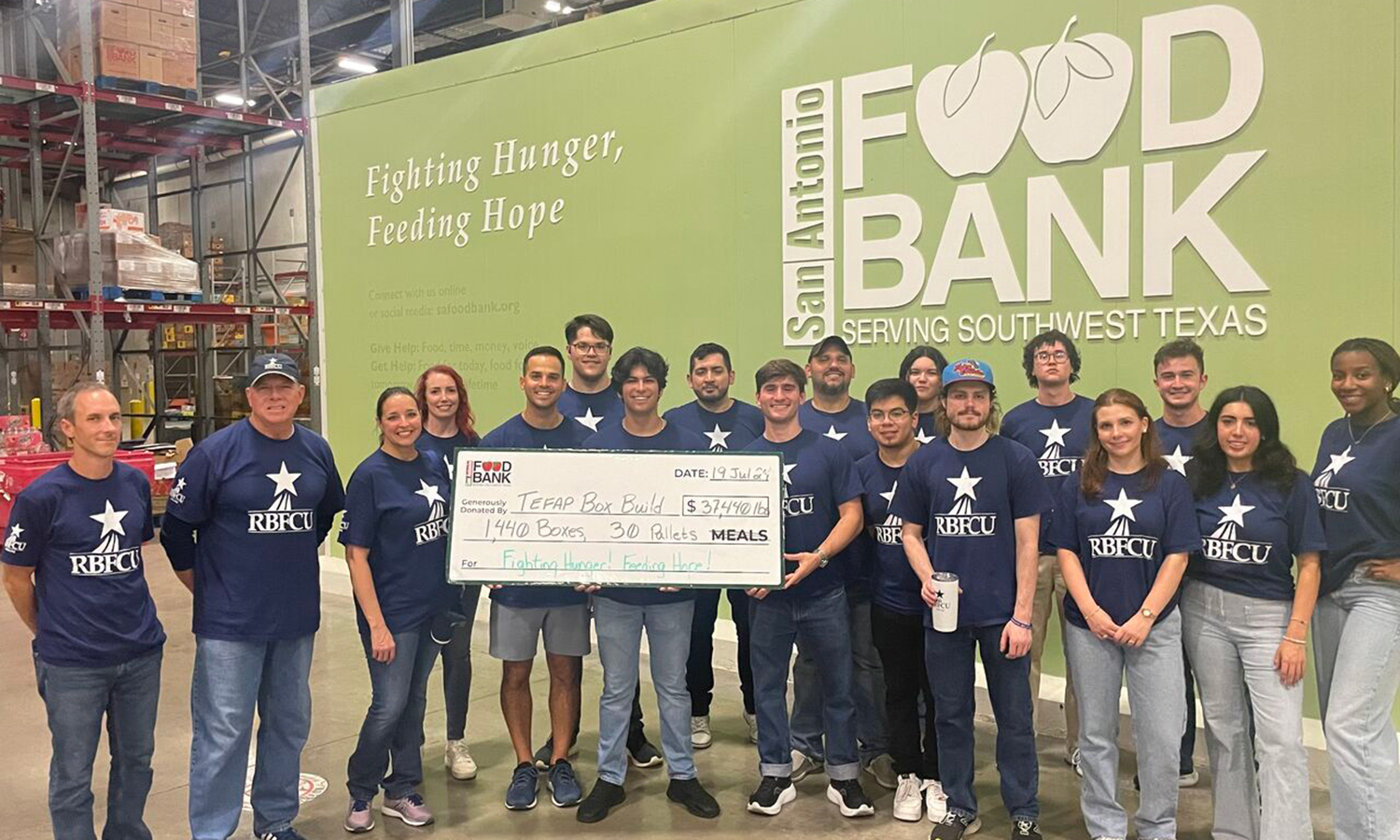 RBFCU volunteers at the San Antonio Food Bank