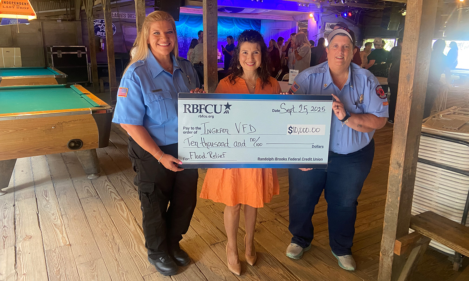 RBFCU EVP/Chief Operating Officer Sonya McDonald announced our extended donation at the United Way of Comal County’s 2025 Speaker Series this week at Gruene Hall.
